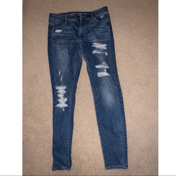 American Eagle Outfitters Denim - American Eagle ripped blue jeans!